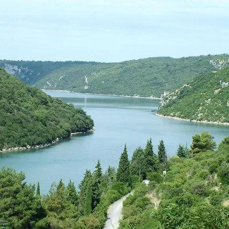 Sain With Garden Terrace Near The Porec