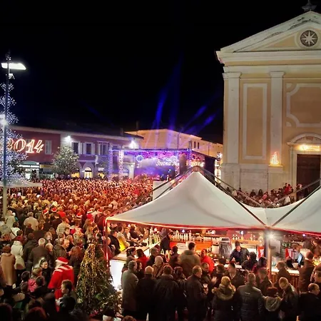 Sain With Garden Terrace Near The 3*