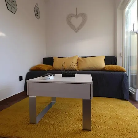 Sain With Garden Terrace Near The Gostinjska kuća 3*