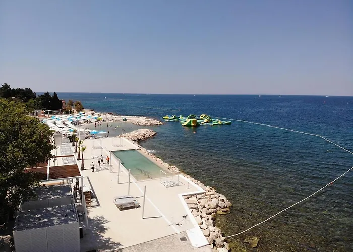 Гостевой дом Sain With Garden Terrace Near The 3*