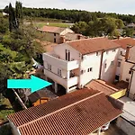 Sain With Garden Terrace Near The Gasthof 3*