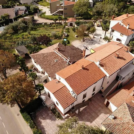 Sain With Garden Terrace Near The Гостевой дом 3*