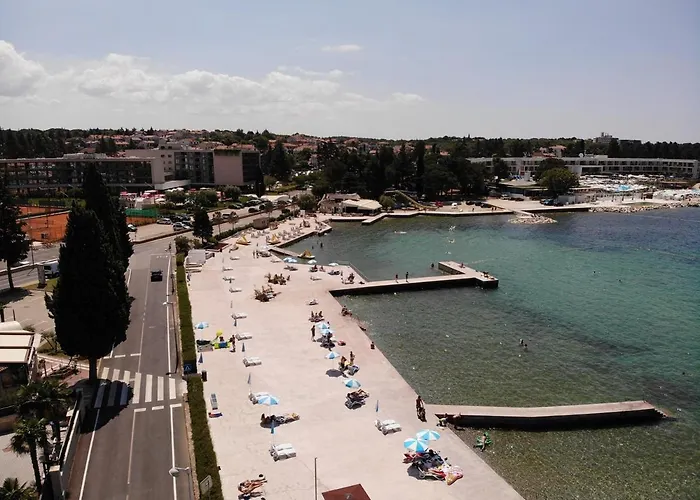 Sain With Garden Terrace Near The Vendégház Poreč