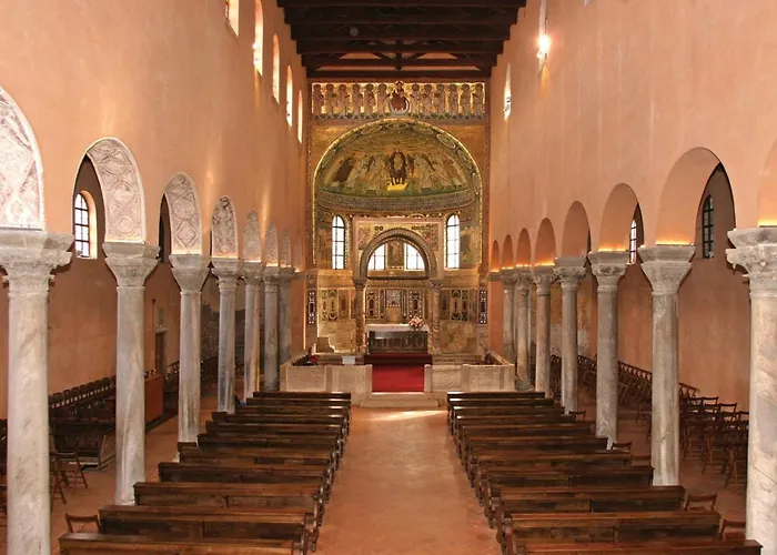 Sain With Garden Terrace Near The 3*